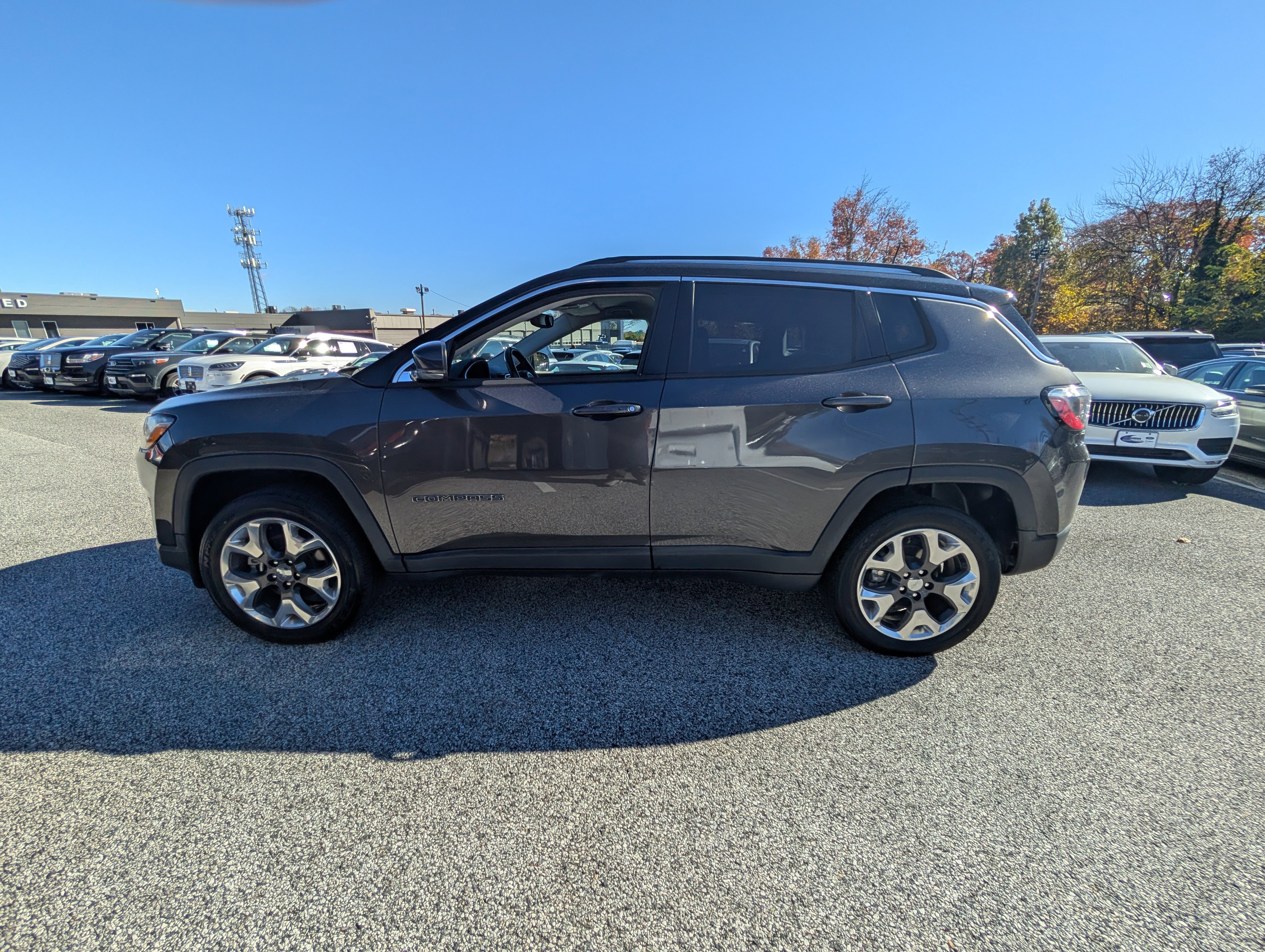 Used 2018 Jeep Compass Limited w/ Safe & Security Group image 3