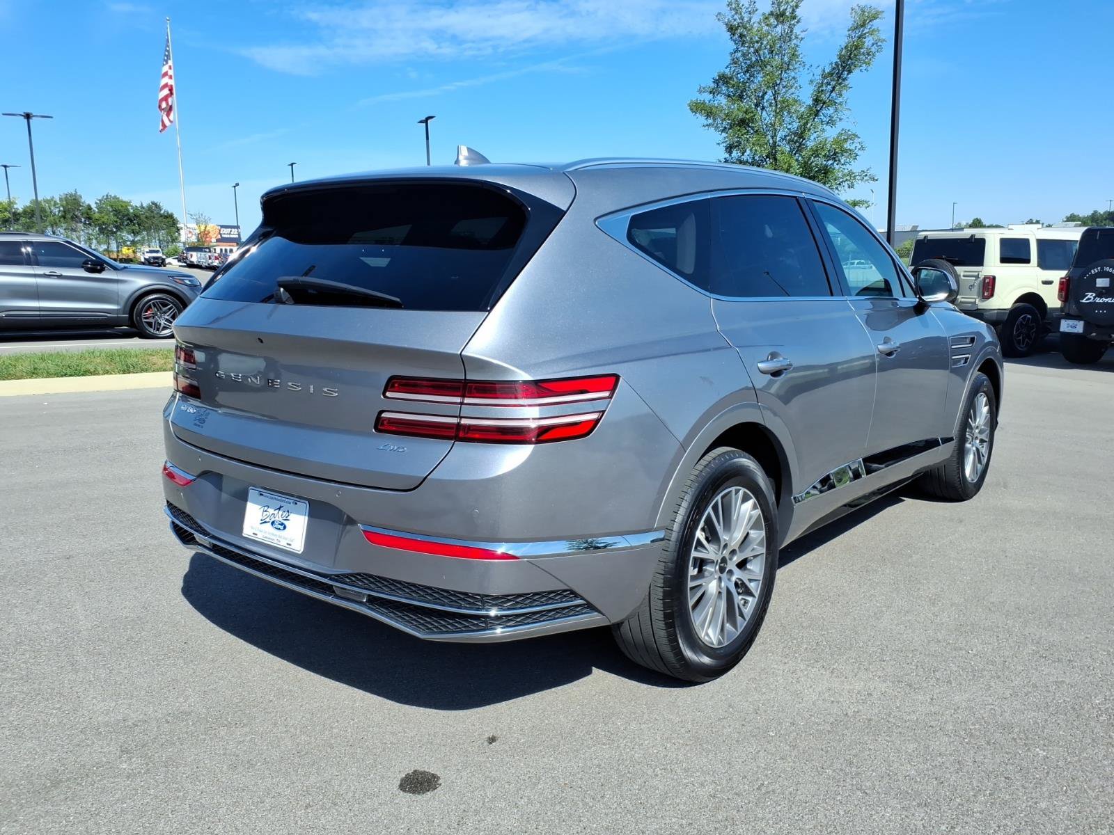 Used 2025 Genesis GV80 2.5T Standard AWD/4WD image 3