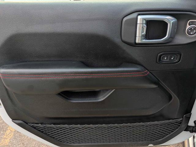 Used 2024 Jeep Gladiator Rubicon w/ Technology Group AWD/4WD image 14