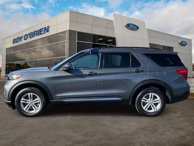 Certified 2024 Ford Explorer XLT w/ Equipment Group 202A AWD/4WD image 2