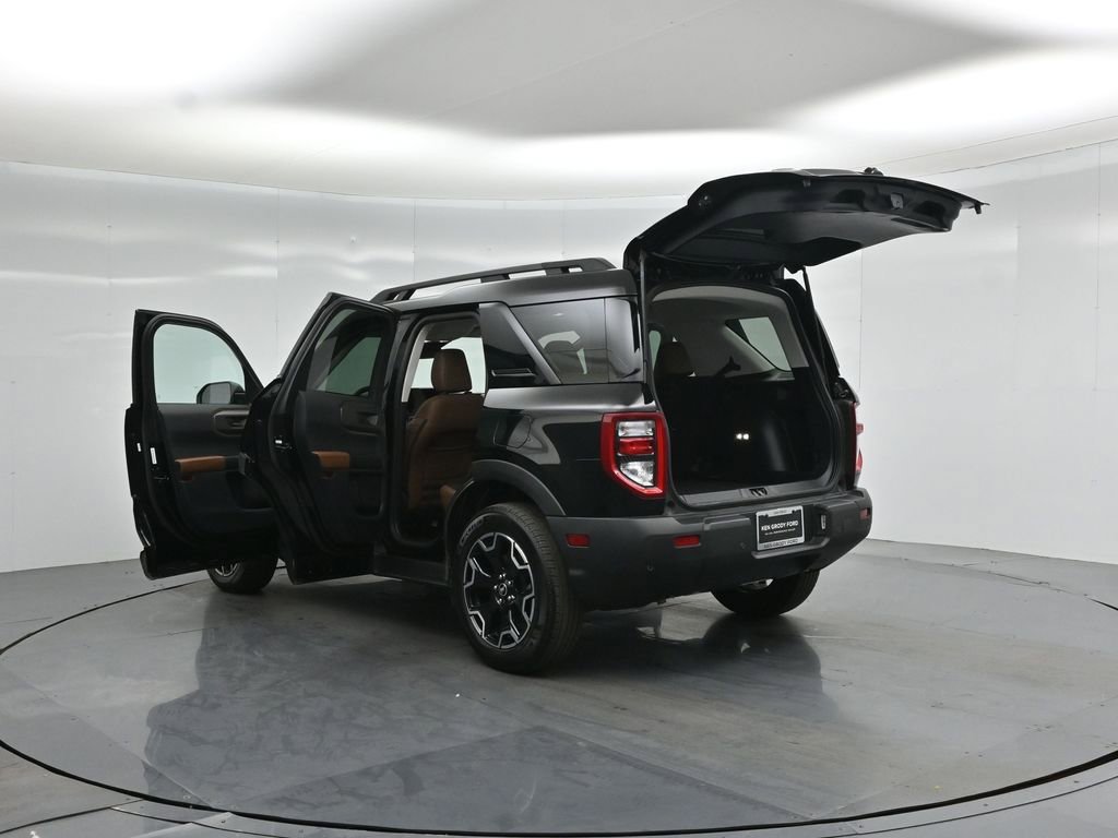Certified 2025 Ford Bronco Sport Outer Banks w/ Outer Banks Tech Package+ AWD/4WD image 35