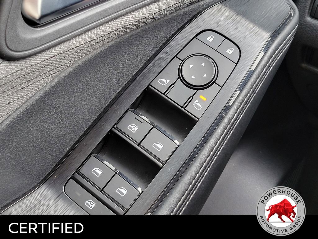 Used 2023 Nissan Rogue SV image 26