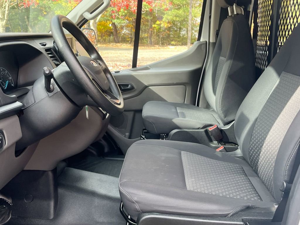 Certified 2024 Ford Transit 250 Low Roof w/ Exterior Upgrade Package RWD image 11