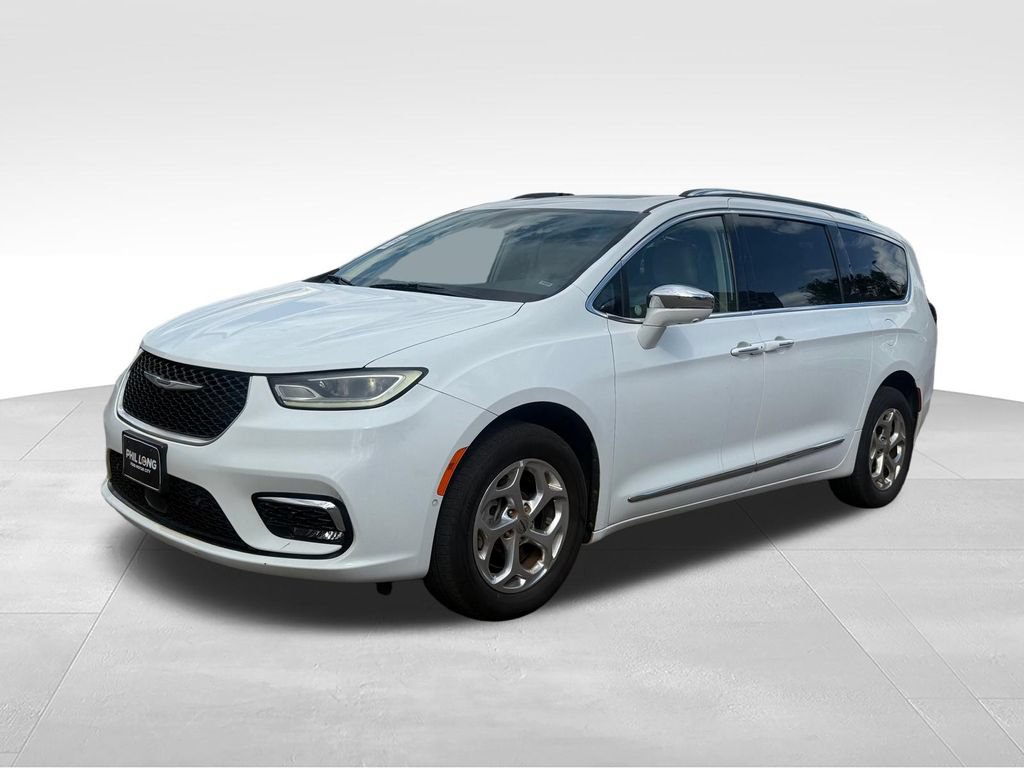 Used 2021 Chrysler Pacifica Limited w/ Premium & Safety Sphere Group AWD/4WD image 5