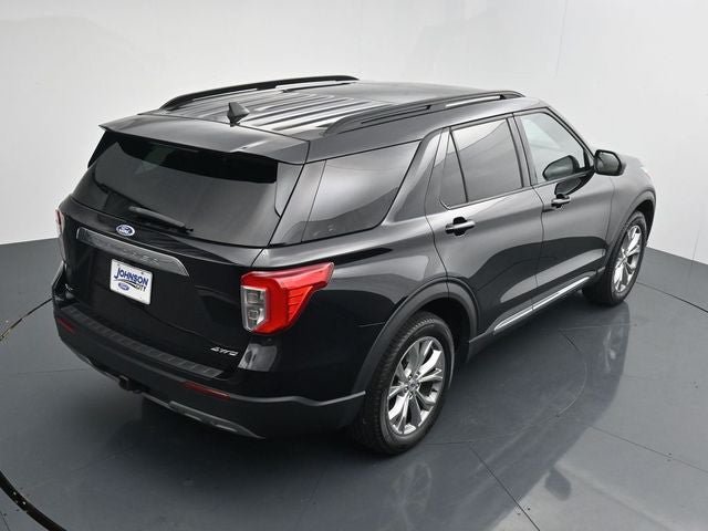Certified 2023 Ford Explorer XLT w/ Equipment Group 202A AWD/4WD image 27