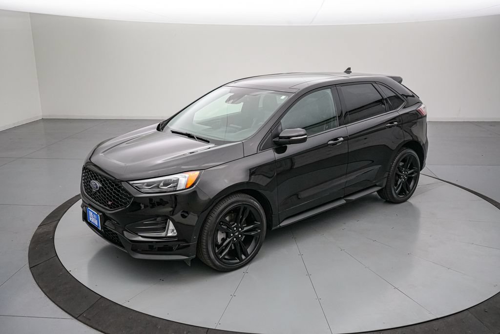 Certified 2023 Ford Edge ST w/ Equipment Group 401A AWD/4WD image 8