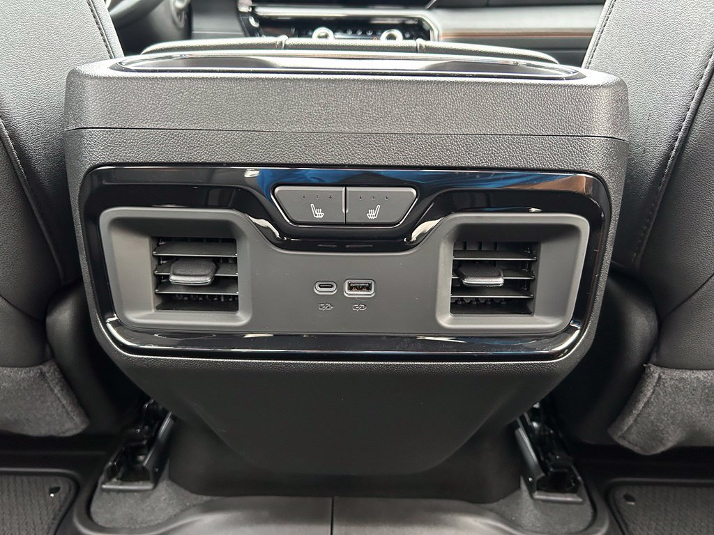 Used 2026 GMC Sierra 2500 AT4 w/ AT4 Preferred Package AWD/4WD image 35