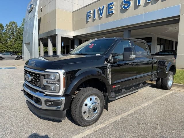 Certified 2025 Ford F450 Lariat w/ FX4 Off-Road Package AWD/4WD image 2