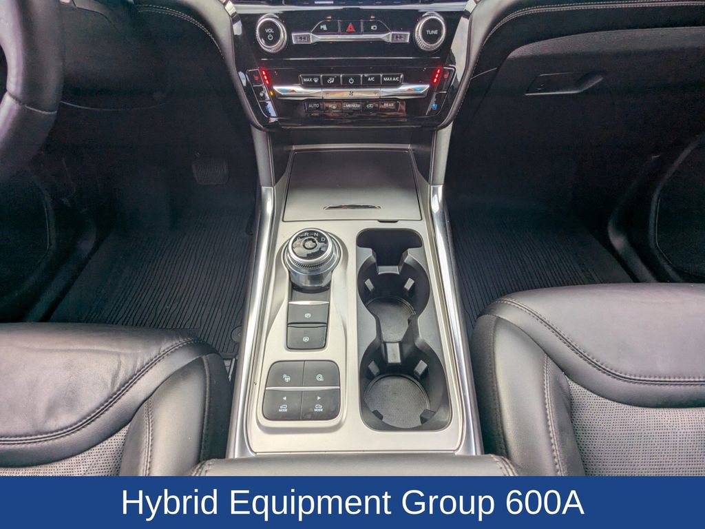 Certified 2022 Ford Explorer Platinum w/ Technology Package image 26