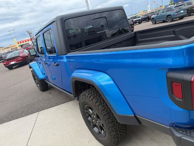 Used 2023 Jeep Gladiator Sport AWD/4WD image 26