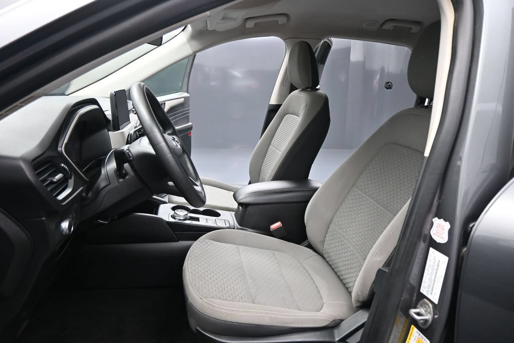 Certified 2022 Ford Escape SE FWD image 10