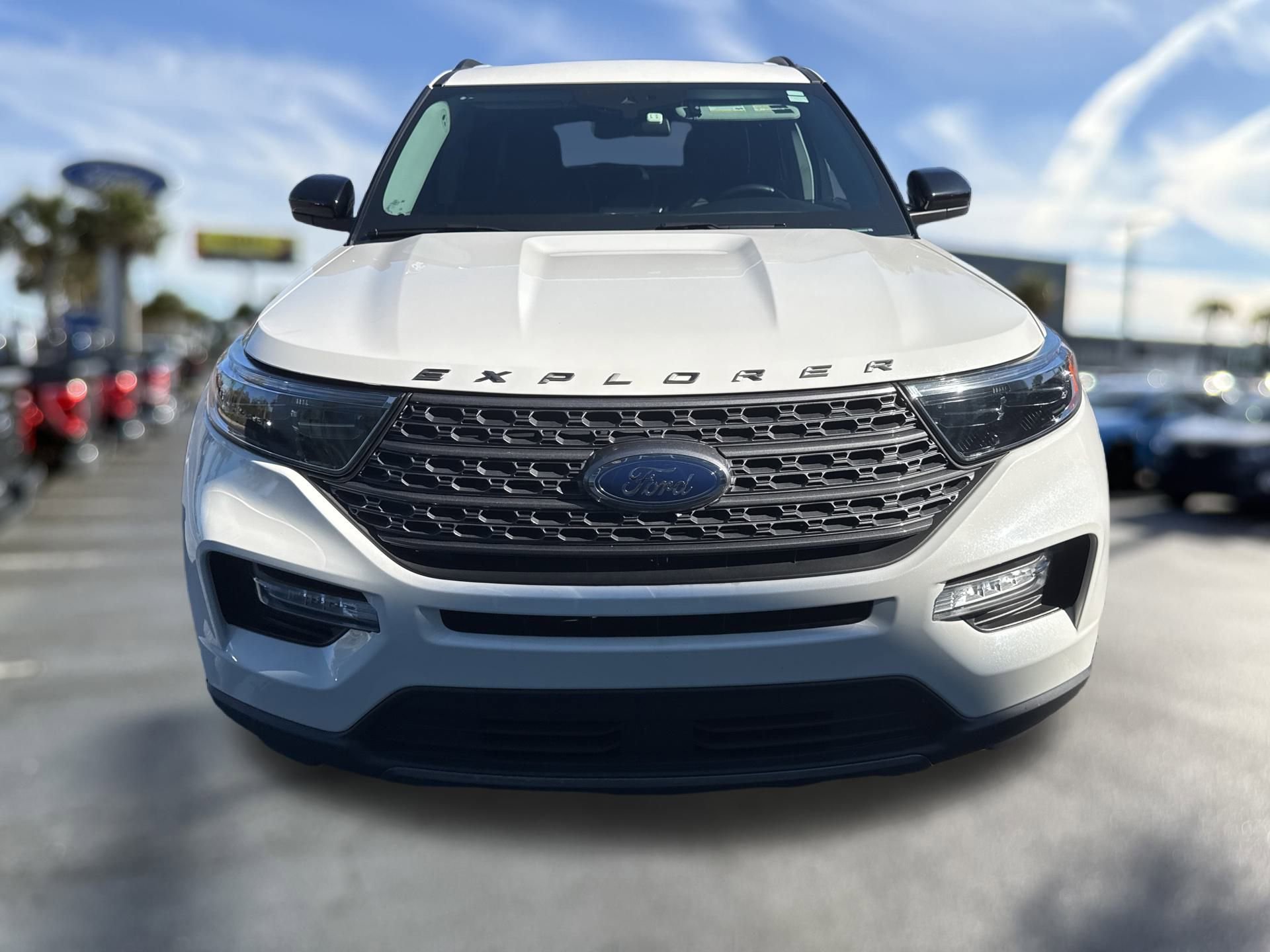 Certified 2023 Ford Explorer XLT w/ Equipment Group 202A image 11