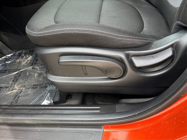 Used 2018 Kia Soul + FWD image 17