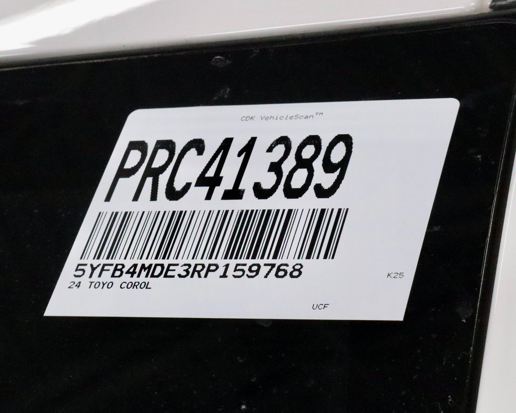 Used 2024 Toyota Corolla LE image 33