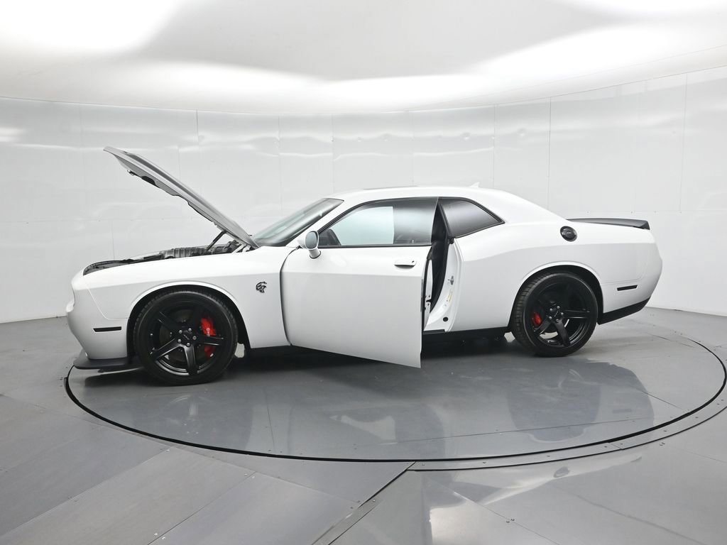 Used 2019 Dodge Challenger SRT Hellcat w/ Laguna Leather Package image 59