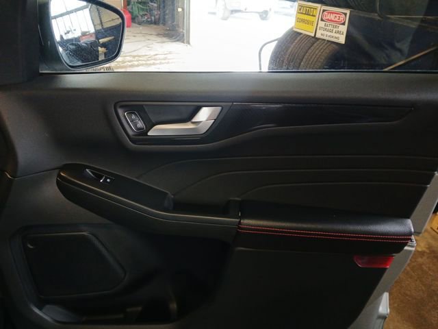 Certified 2023 Ford Escape ST-Line w/ Tech Pack #1 image 57