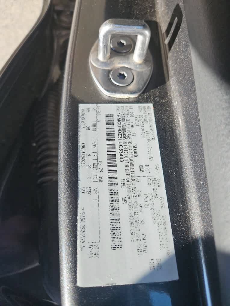 Certified 2020 Ford Escape Titanium AWD/4WD image 21