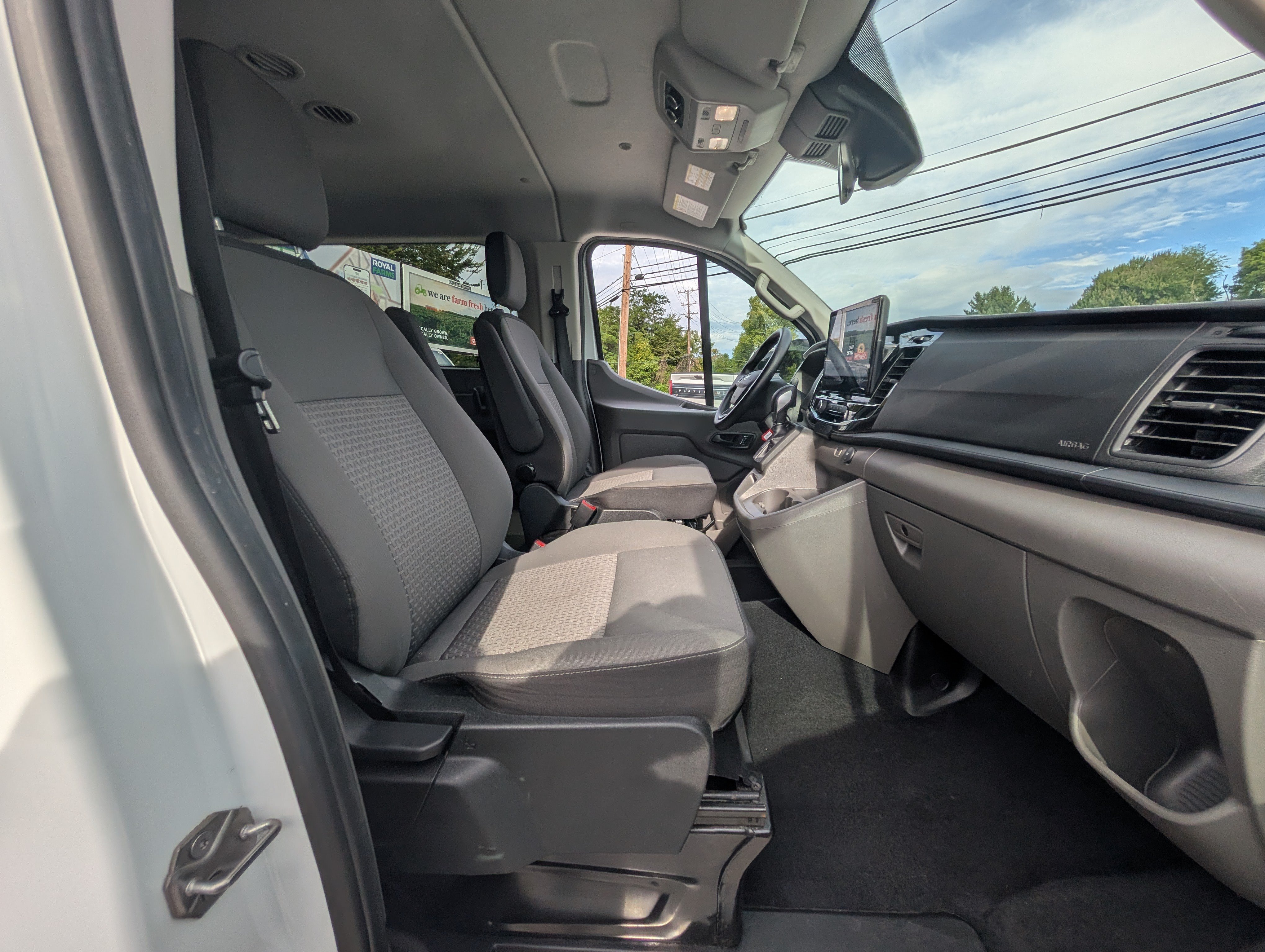 Certified 2024 Ford Transit 350 XLT RWD image 12