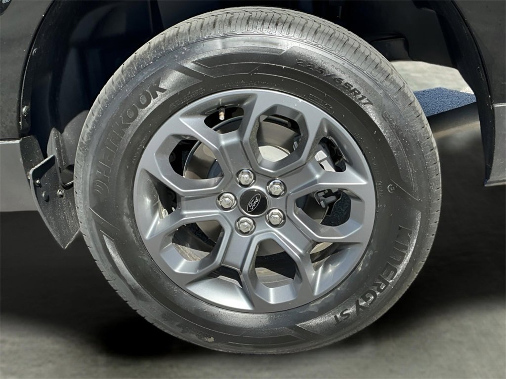 Certified 2025 Ford Maverick XLT w/ Equipment Group 302A image 21