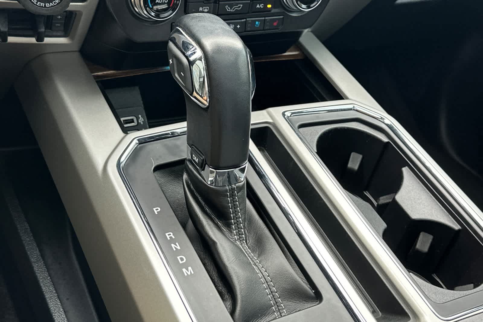 Certified 2019 Ford F150 Lariat w/ Equipment Group 502A Luxury AWD/4WD image 21
