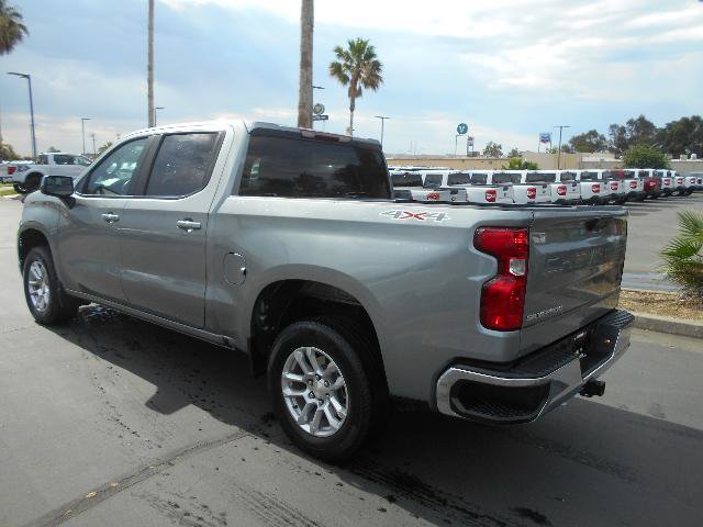 Used 2023 Chevrolet Silverado 1500 LT AWD/4WD image 5