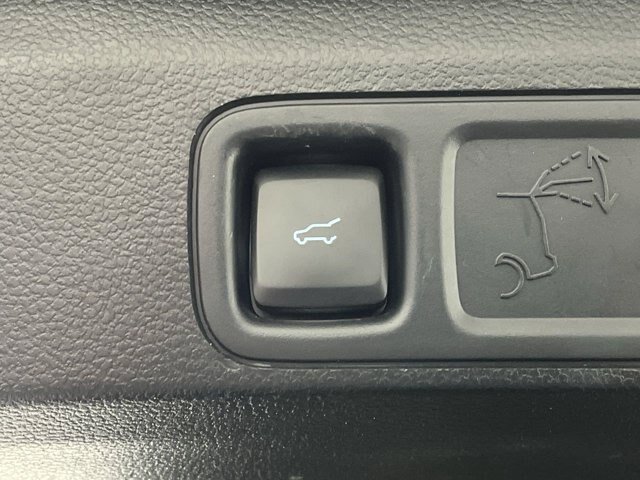 Certified 2024 Ford Expedition Limited AWD/4WD image 36