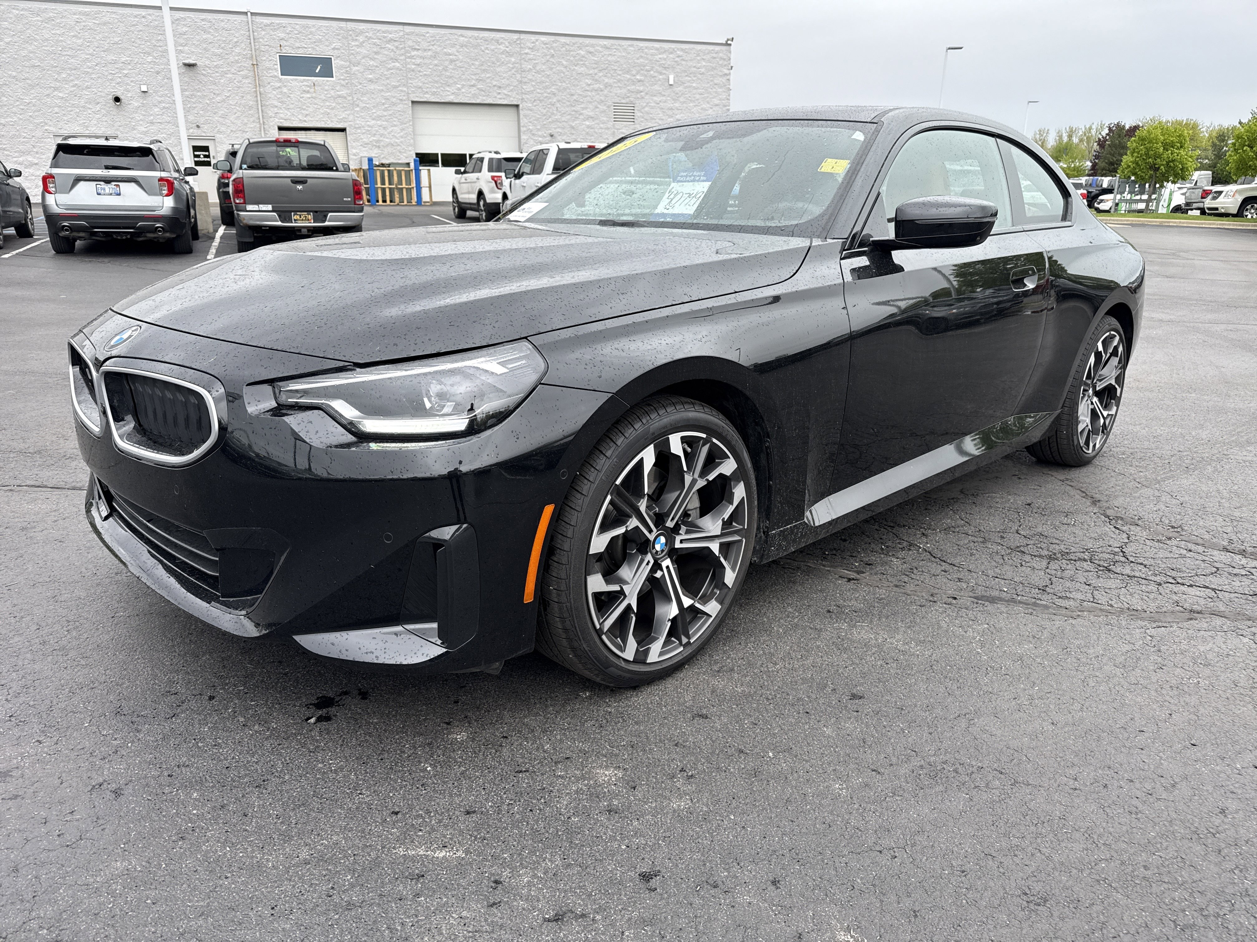 Used 2025 BMW 230i xDrive Coupe w/ Convenience Package AWD/4WD image 3