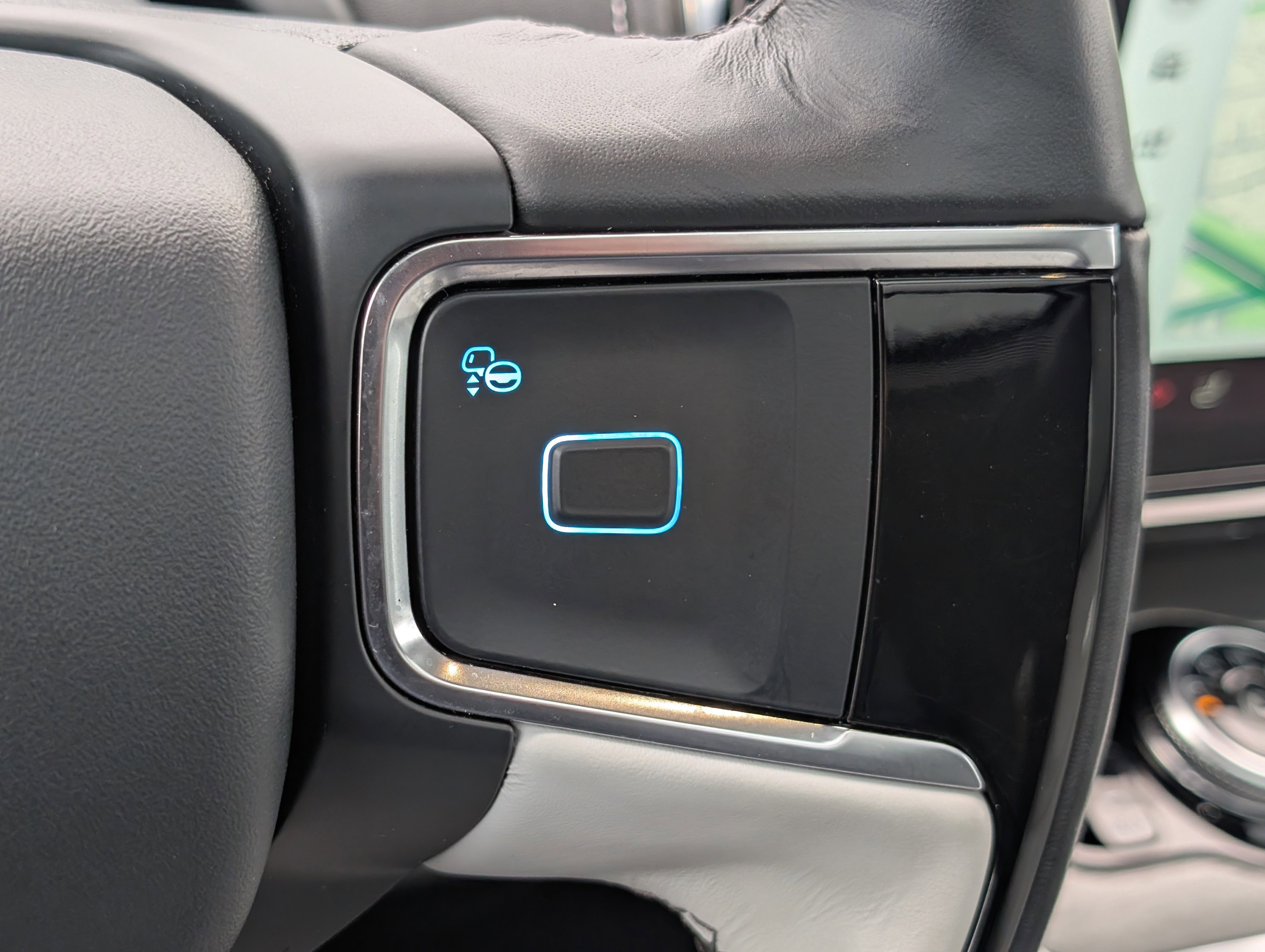 Certified 2025 Ford Expedition Max Platinum image 29