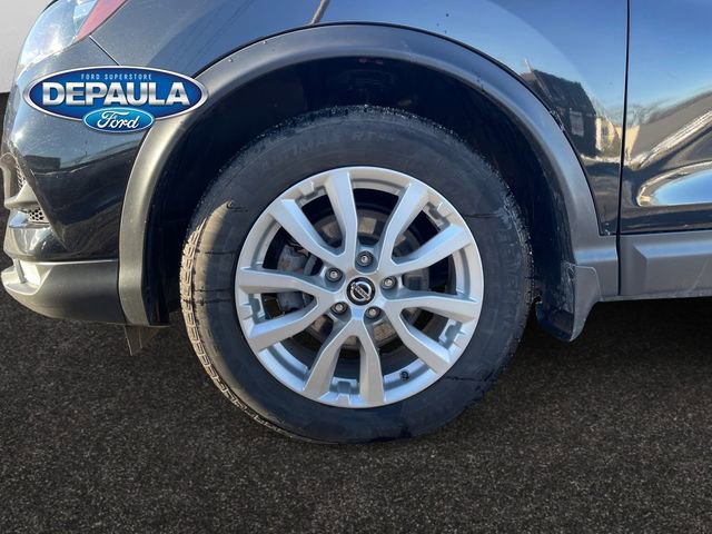 Used 2022 Nissan Rogue Sport SV w/ Technology Package image 18