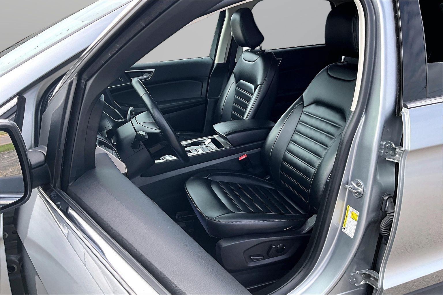 Certified 2024 Ford Edge SEL AWD/4WD image 16