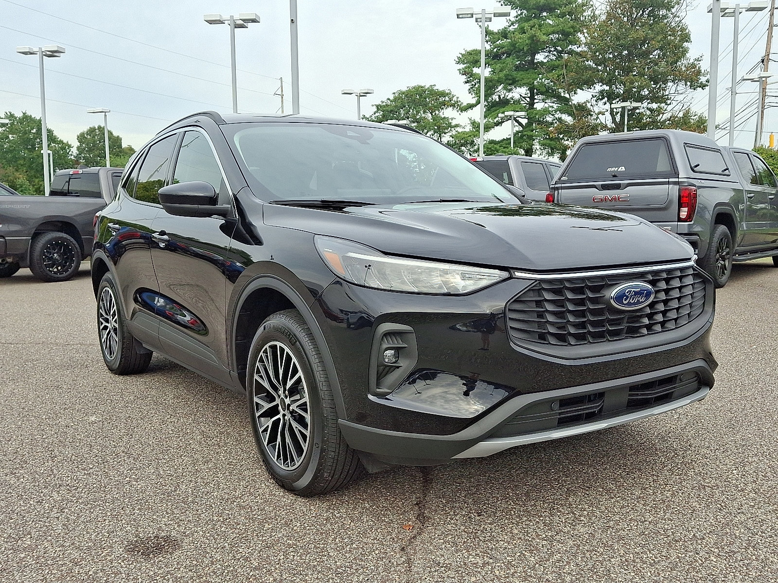 Certified 2024 Ford Escape SE image 11