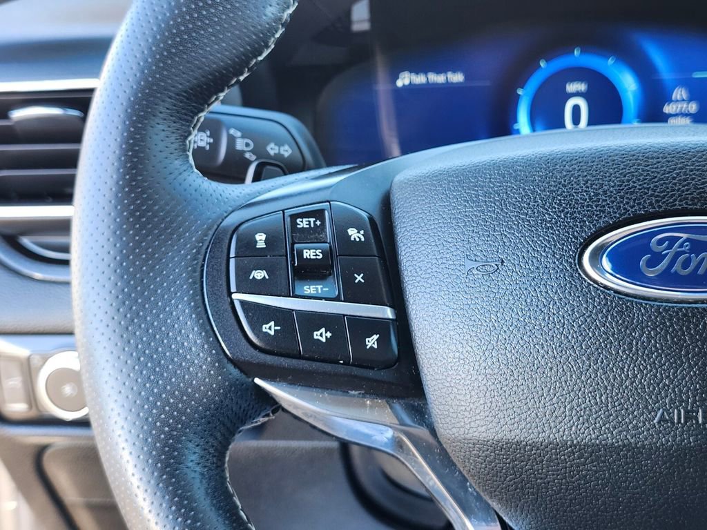 Certified 2020 Ford Explorer ST w/ Premium Technology Package image 31