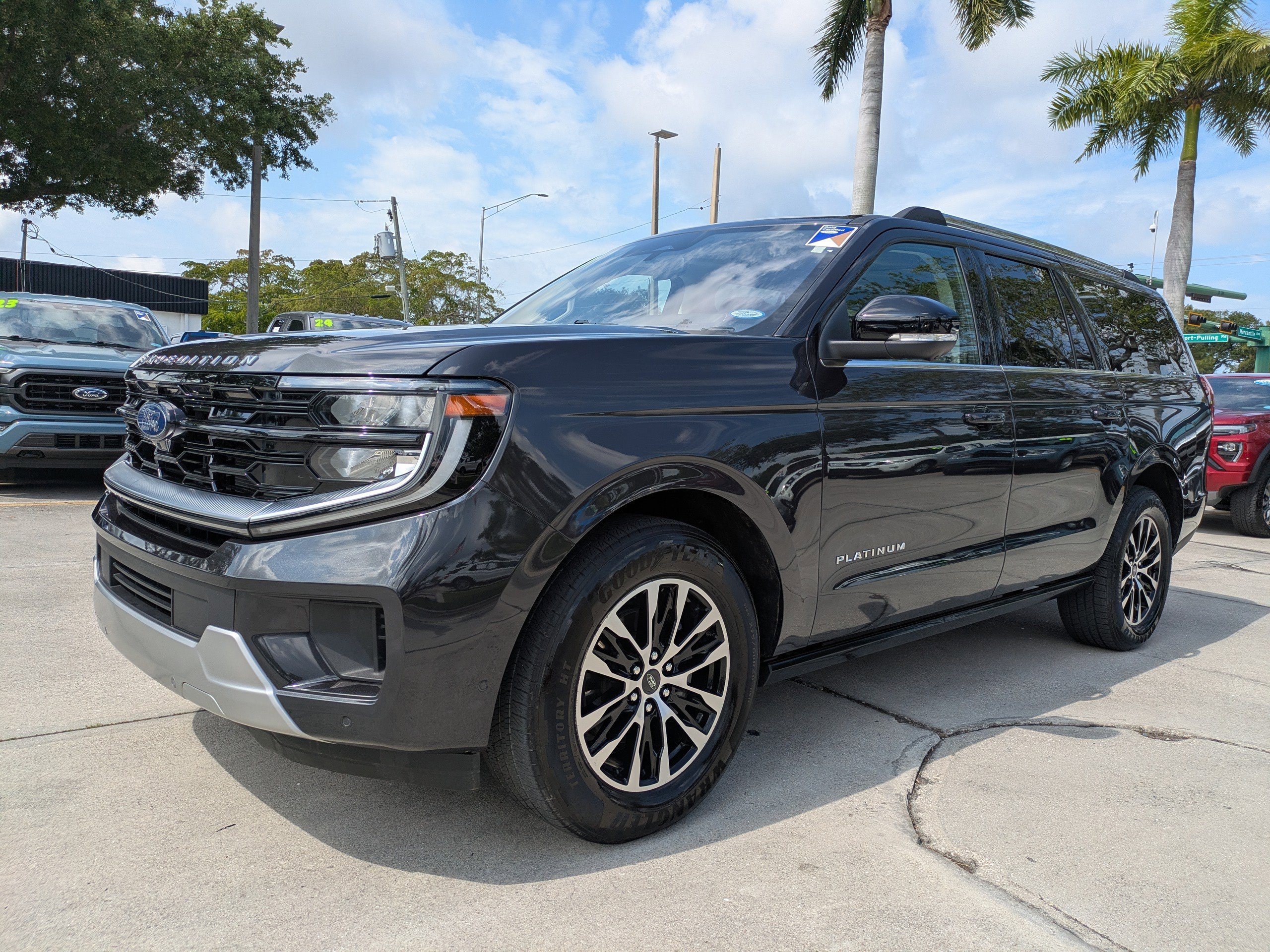 Certified 2025 Ford Expedition Max Platinum AWD/4WD image 7