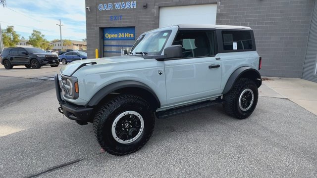 Certified 2023 Ford Bronco Big Bend w/ Sasquatch Package AWD/4WD image 5