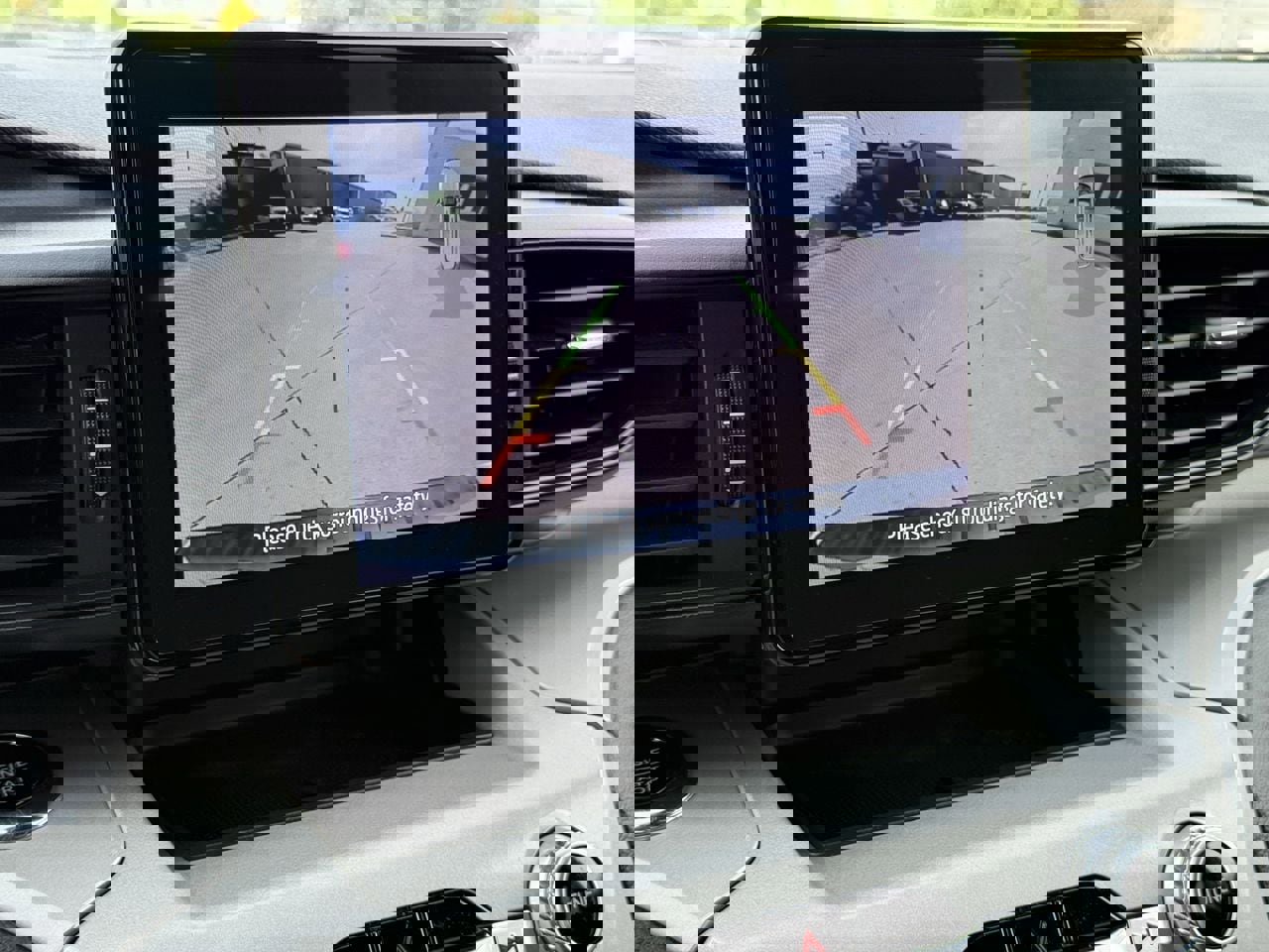 Certified 2023 Ford Explorer XLT RWD image 19