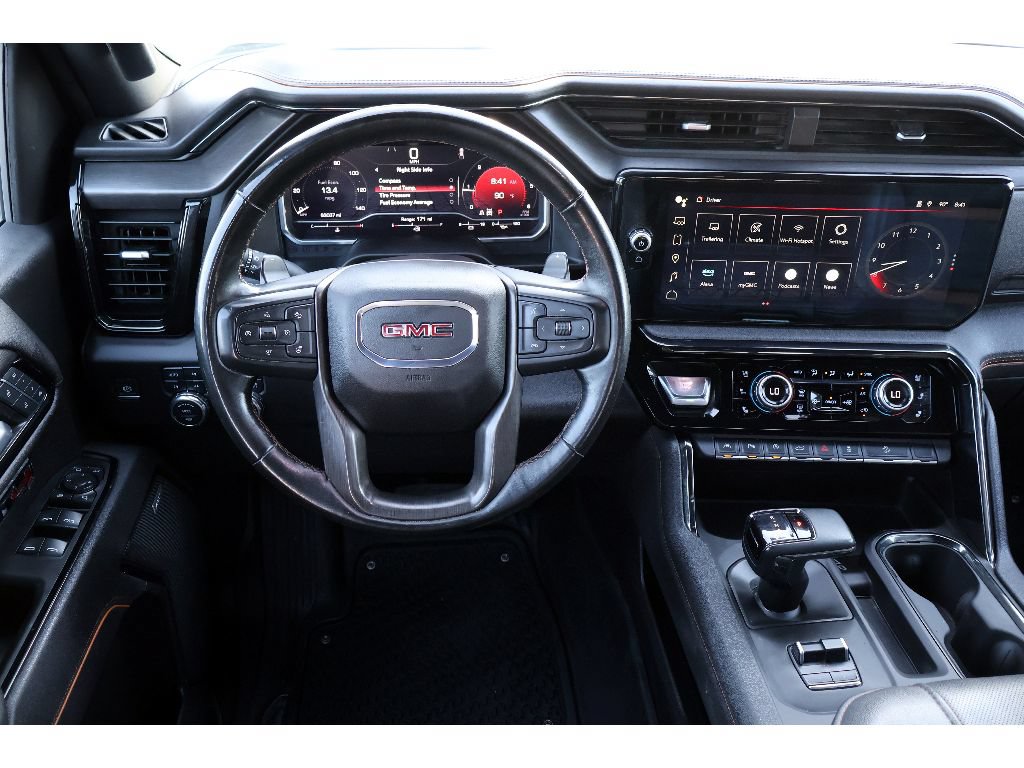 Used 2024 GMC Sierra 1500 AT4 w/ Technology Package AWD/4WD image 4