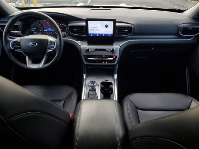 Certified 2022 Ford Explorer XLT w/ Equipment Group 202A image 31