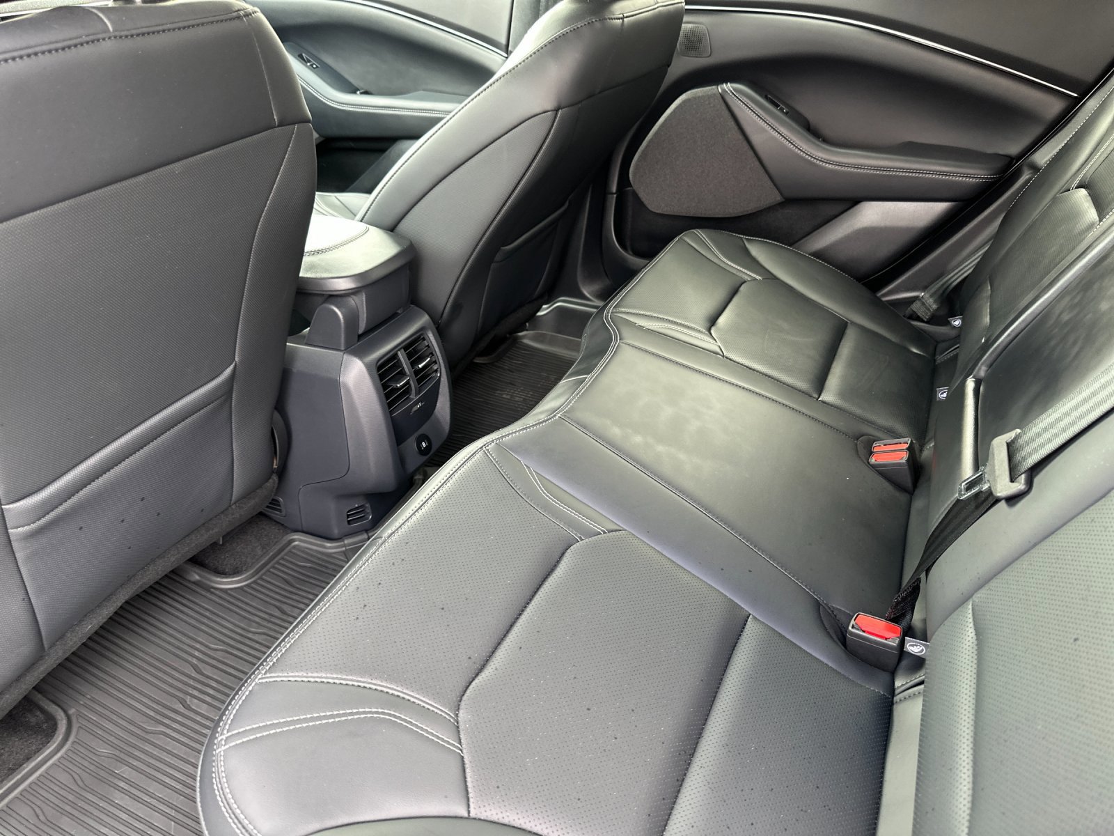 Certified 2025 Ford Mustang Mach-E Premium image 12