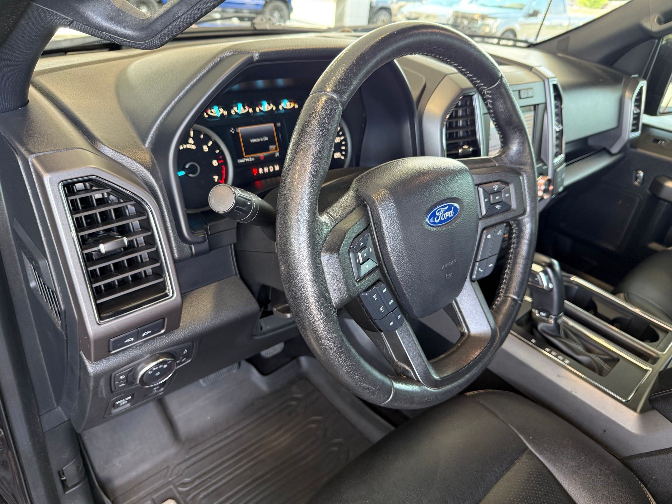 Certified 2019 Ford F150 XLT w/ Equipment Group 302A Luxury AWD/4WD image 4