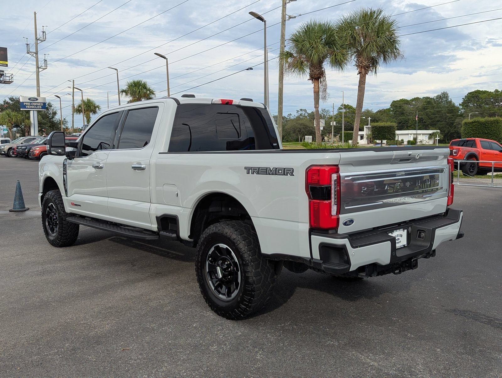 Certified 2026 Ford F250 Platinum w/ Platinum Plus Package AWD/4WD image 8