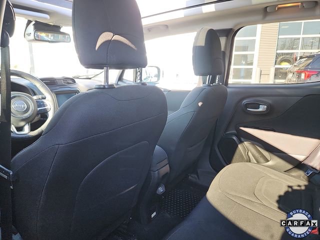 Used 2019 Jeep Renegade Latitude w/ Cold Weather Group image 23