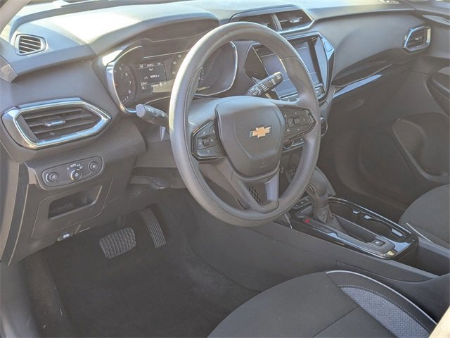 Used 2023 Chevrolet TrailBlazer LT w/ Convenience Package image 11