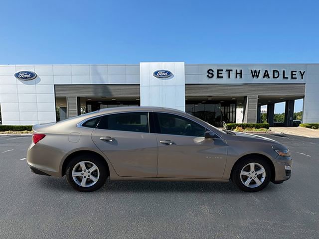 Used 2022 Chevrolet Malibu LS w/ Driver Confidence Package image 8