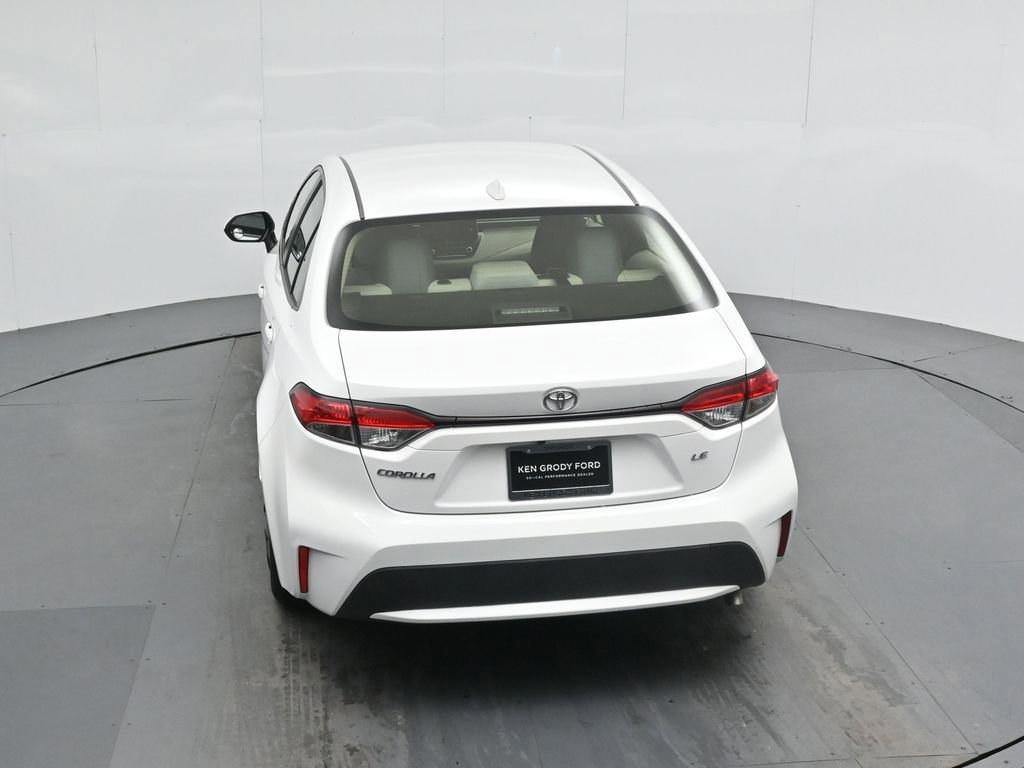 Used 2020 Toyota Corolla LE image 14
