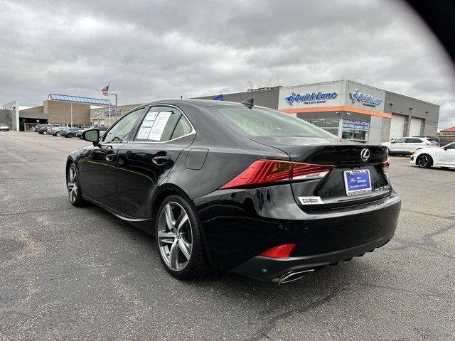 Used 2018 Lexus IS 300 AWD image 4