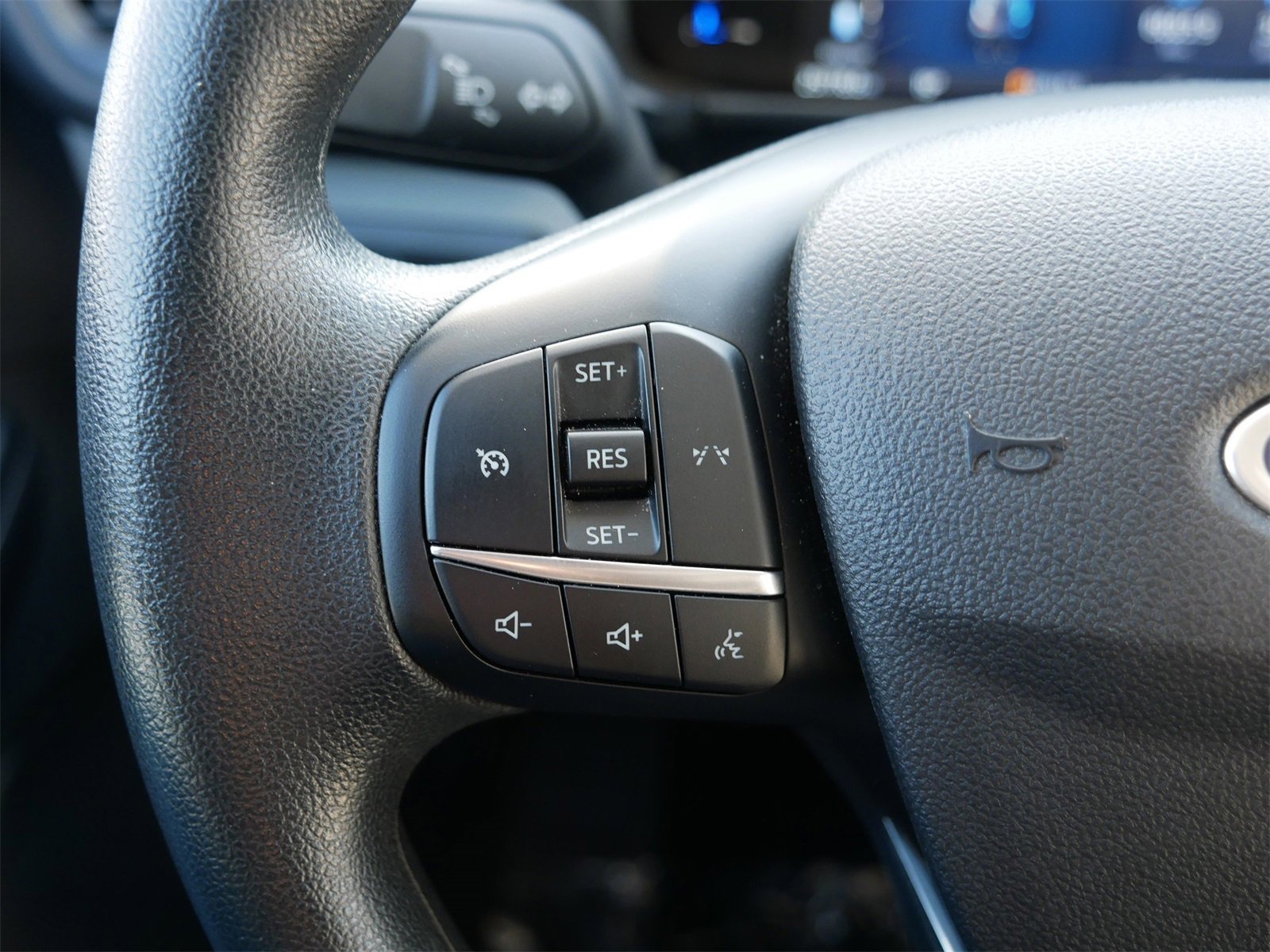 Certified 2025 Ford Escape Active image 30