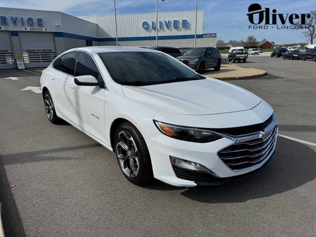 Used 2022 Chevrolet Malibu LT FWD image 1