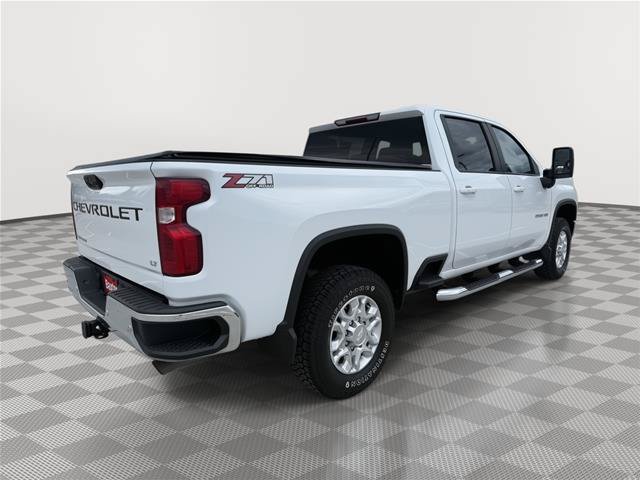 Used 2020 Chevrolet Silverado 2500 LT w/ All Star Edition AWD/4WD image 7
