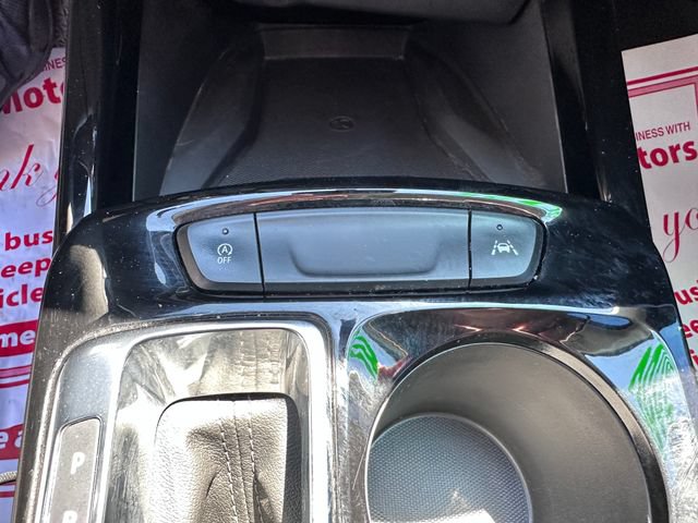 Used 2025 Chevrolet Trax ACTIV w/ Sunroof Package FWD image 16
