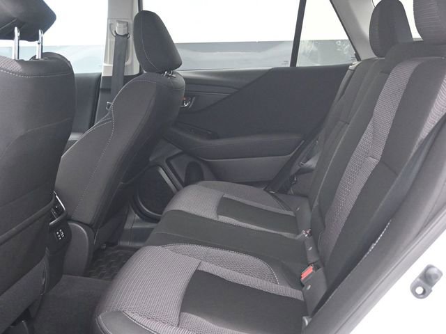 Used 2025 Subaru Outback Premium AWD/4WD image 5